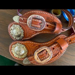 Leather spur straps